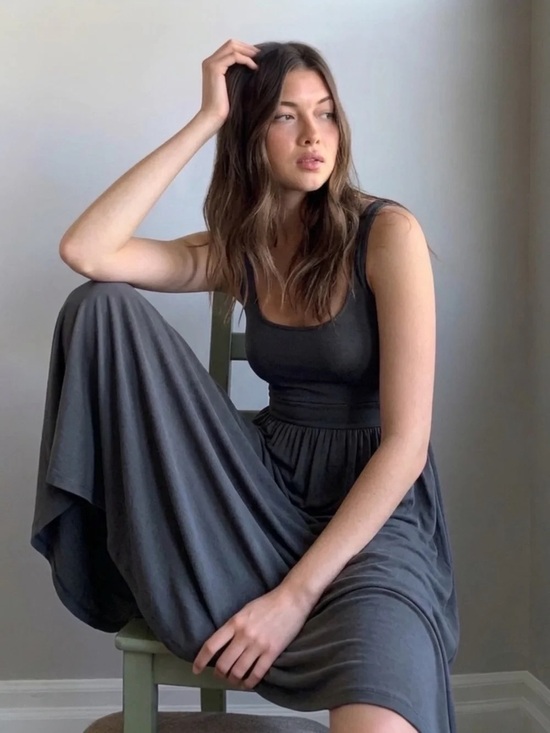 Wilfred Dresses & Skirts - Wilfred Aritzia Market Midi Dress in Light Grey Taupe size Medium
